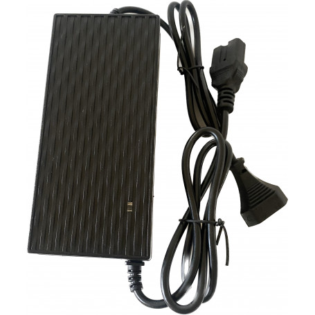 Incarcator 67.2V 2A vehicule electrice